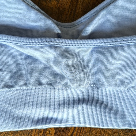 XS Lazuli Label Glacier Blue Halter Neck Top - Picture 3 of 8